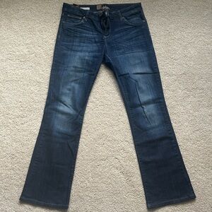 Kut from the Kloth Dark Blue Farrah Baby Bootcut Jeans size 6